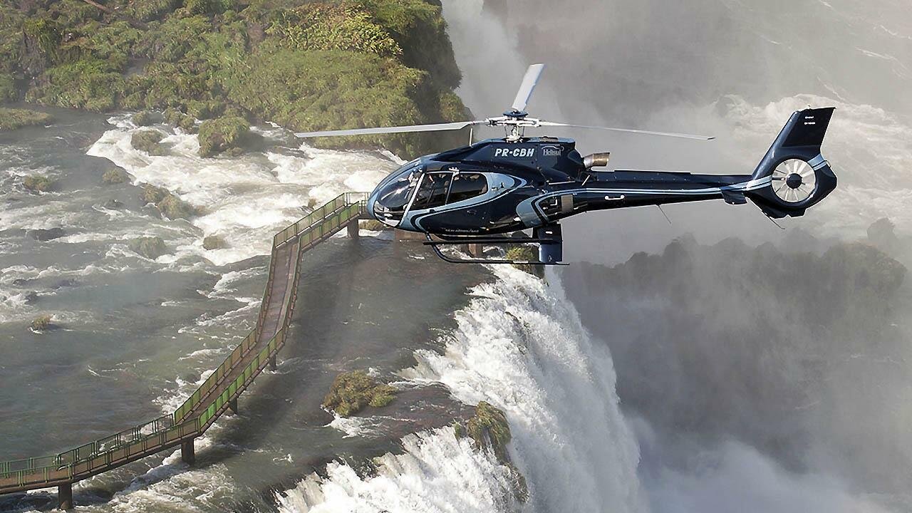 Helisul, voo panorâmico de helicóptero pelas cataratas!