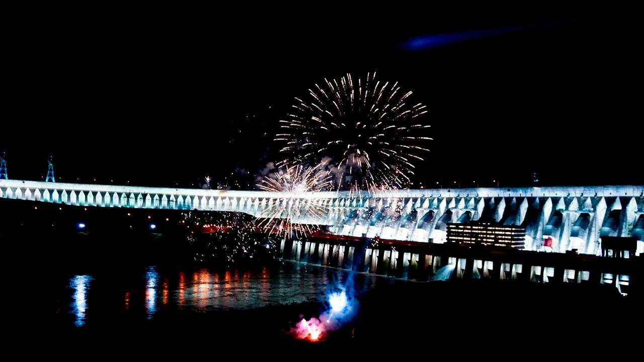 Itaipu Binacional: Show de Luzes!