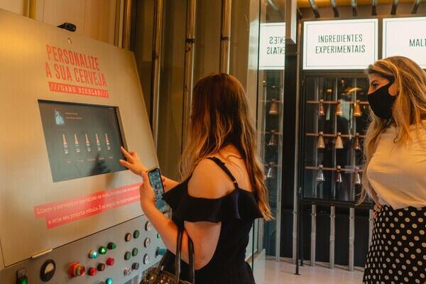 Experiência Edelbrau: Diversão, Cerveja e Interatividade!