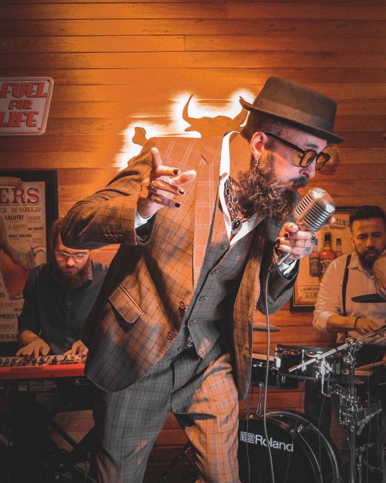 Experiência gastronômica, etílica e musical!