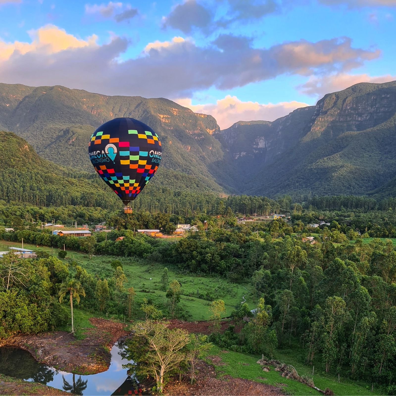 Voo de Balão em Família sobre os Canyons!