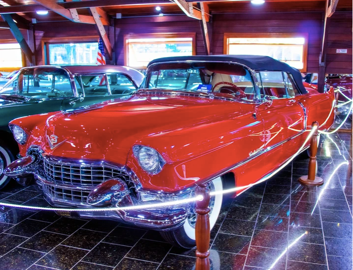 Glamour e Clássicos em Movimento no Hollywood Dream Cars!