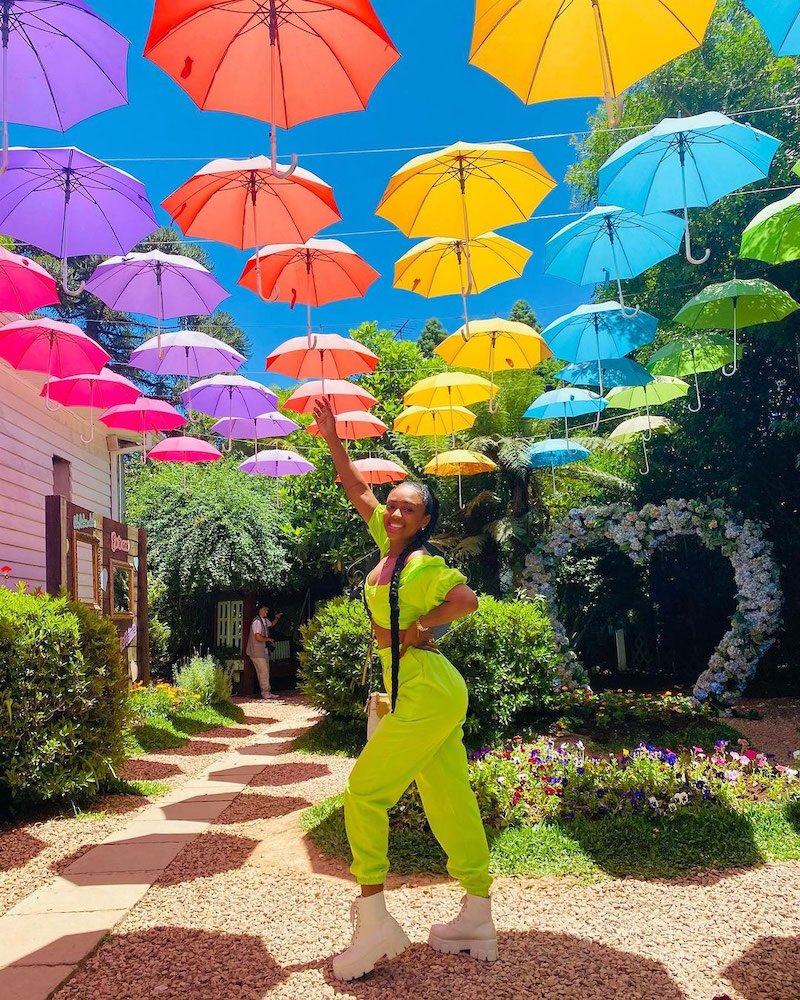 Viva a Sua Própria História de Amor no Jardim do Amor, em Gramado!