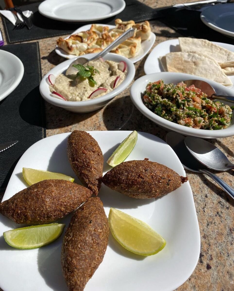Sequência Típica de Culinária Árabe com repetição livre em POA!