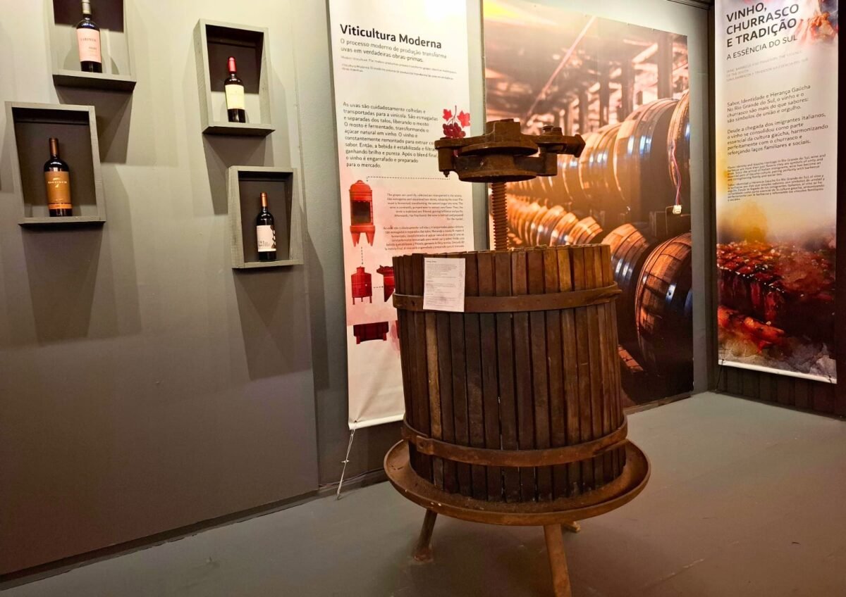 Ingresso para o Museu do Vinho! Uma imersão sensorial na cultura viticultura em Gramado!