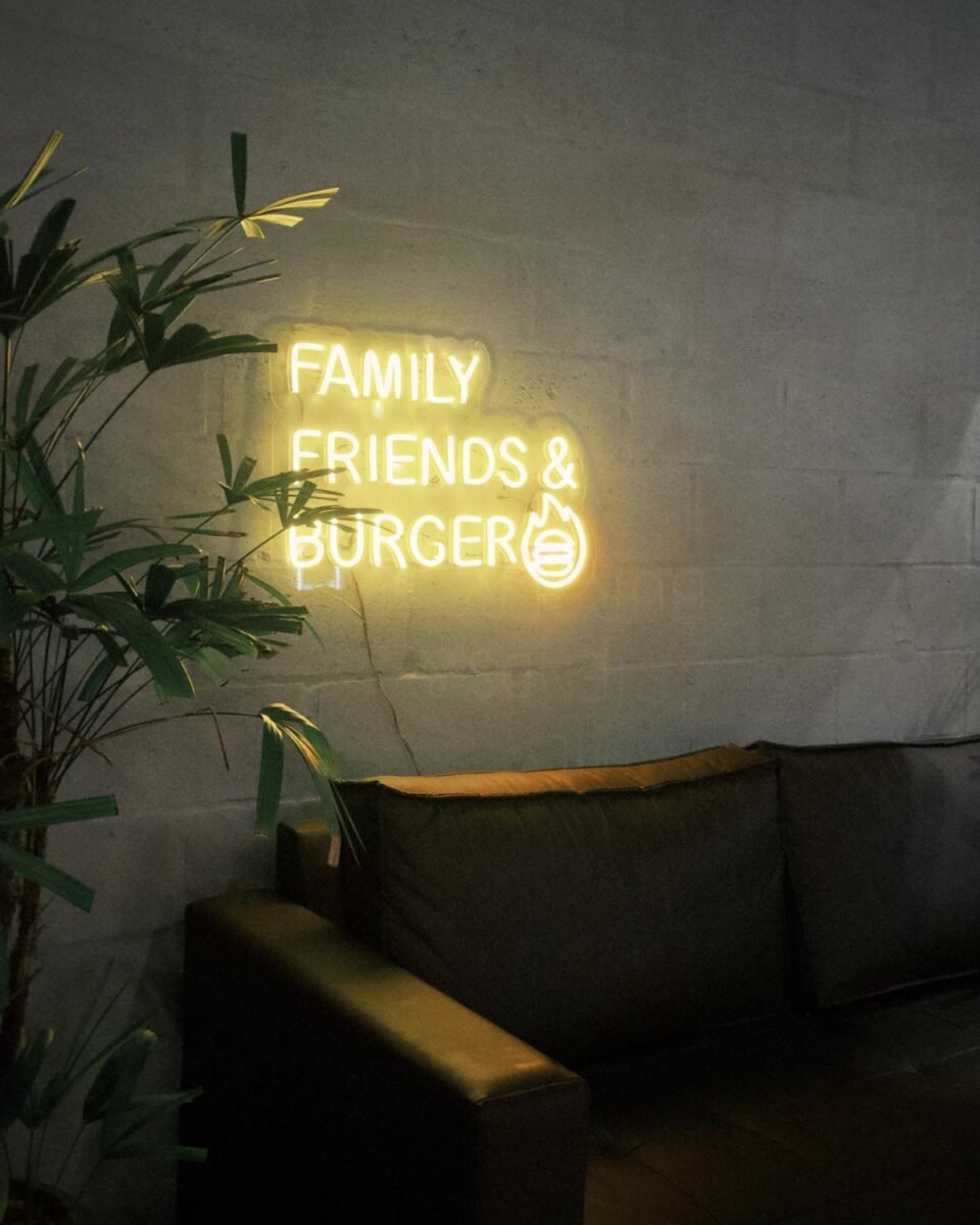 Entrecot ou Linguiça suína defumada! Opções de dar água na boca em Viamão!