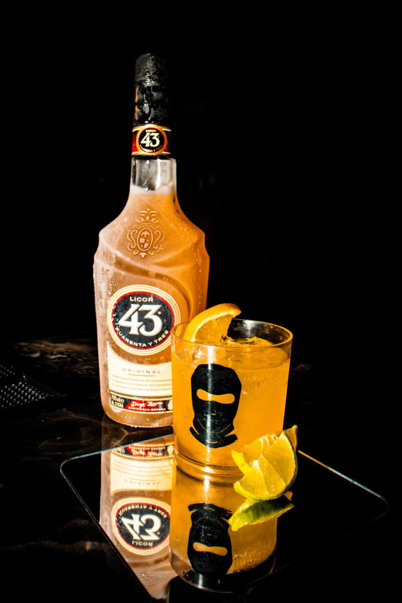 Noite na Plur com R$100 em Consumo: HipHop & Funk no 4º Distrito!