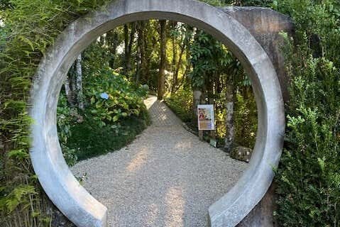 Desfrute da Beleza do Parque Amantikir: Tour de Campos do Jordão!