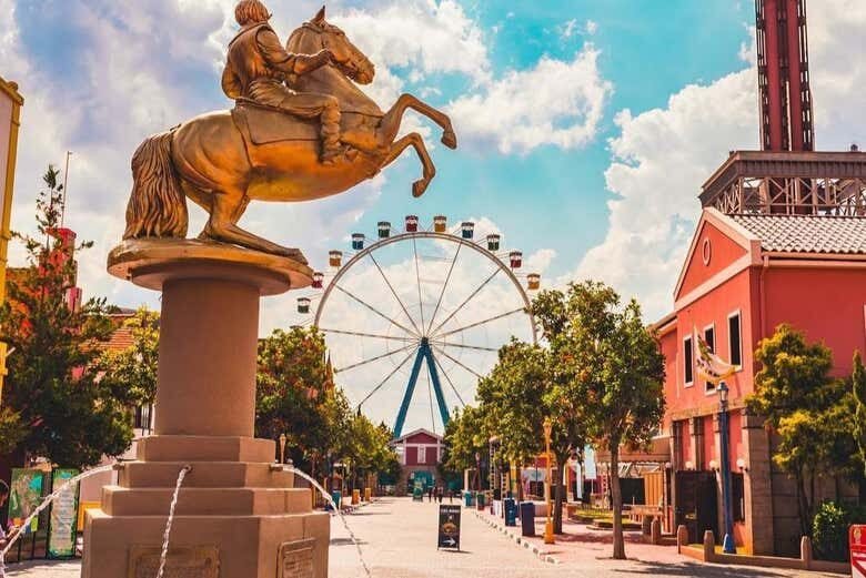 Excursão Privada ao Parque Hopi Hari: Diversão para Toda a Família em São Paulo!