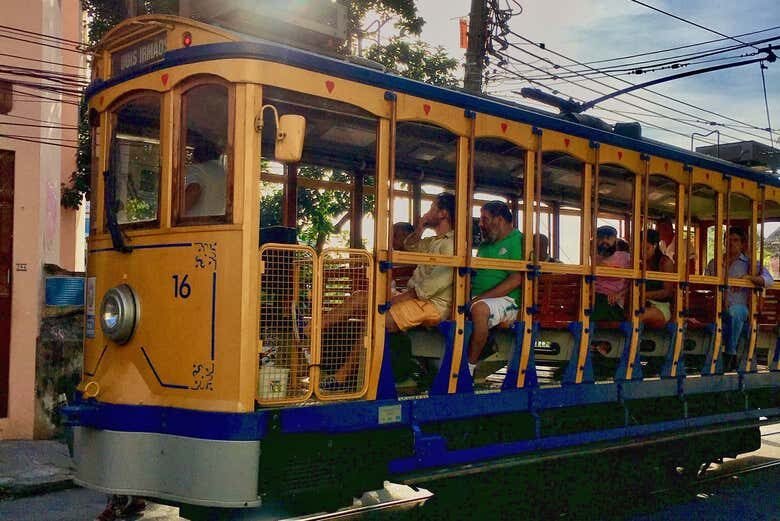 Explore o Parque Nacional da Tijuca, Santa Teresa e Cristo Redentor!