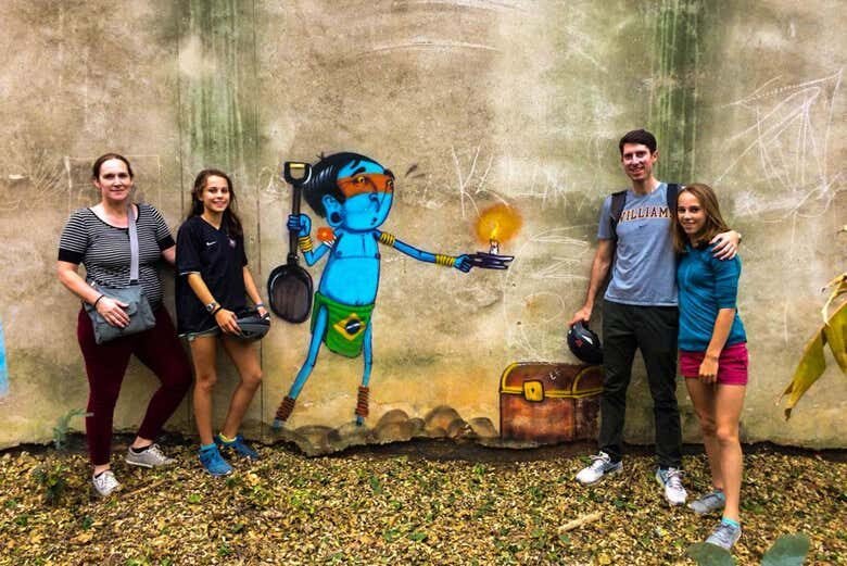Pedale por São Paulo: Explore o Parque Ibirapuera e o Centro Histórico!