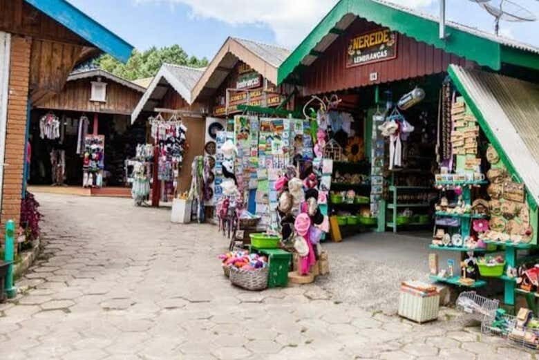 Tour Panorâmico por Campos do Jordão: Descubra o Encanto Europeu Paulista!