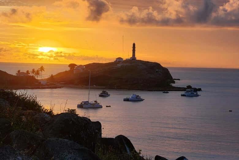Descubra o Paraíso: Excursão ao Parque Nacional Marinho de Abrolhos!