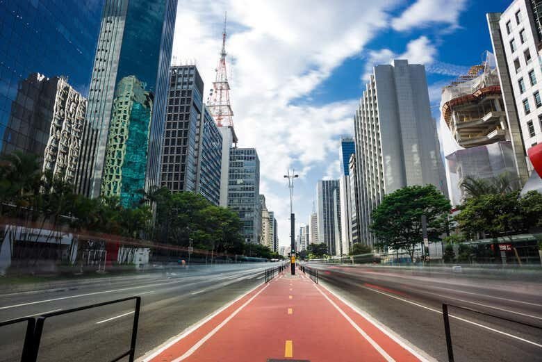 Escala em São Paulo? Tour privado saindo do aeroporto!
