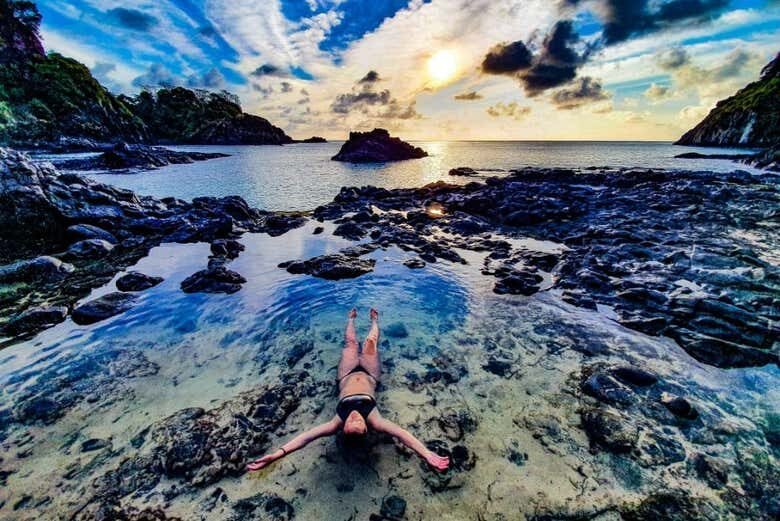 Descubra as Maravilhas de Fernando de Noronha com Este Tour Completo!