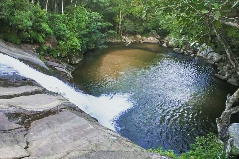 Explore as Maravilhas de Prumirim: Cachoeiras e Ilha em Ubatuba!