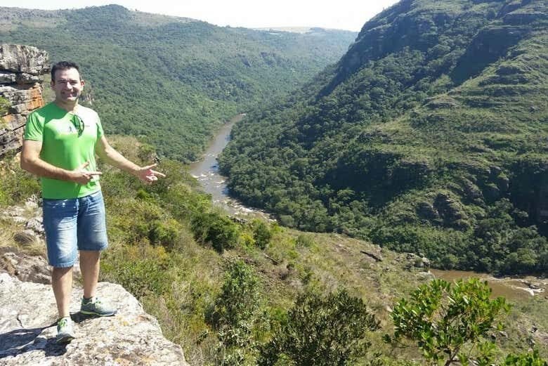 Aventuras no Cânion Guartelá + História em Castro: Natureza Gigante no Paraná!