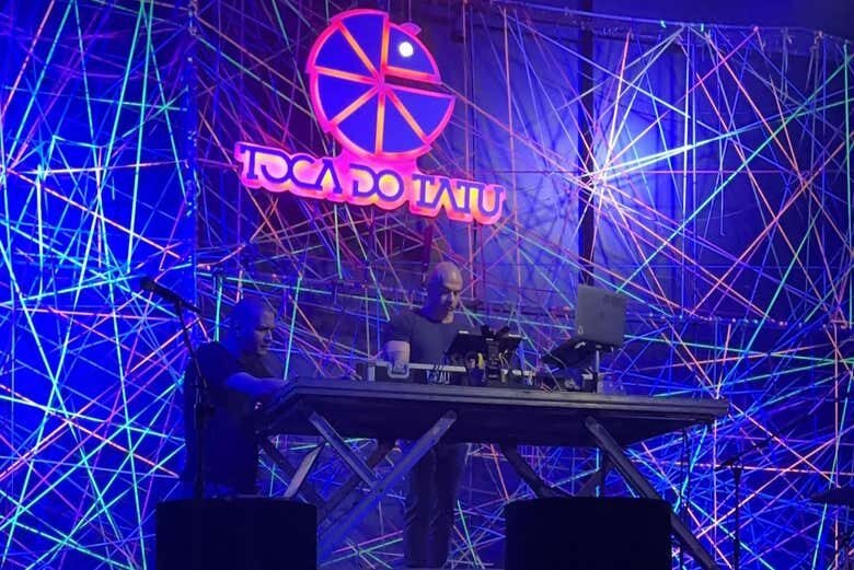 Viva a Noite em São Paulo: Pub Crawl na Vila Olímpia!