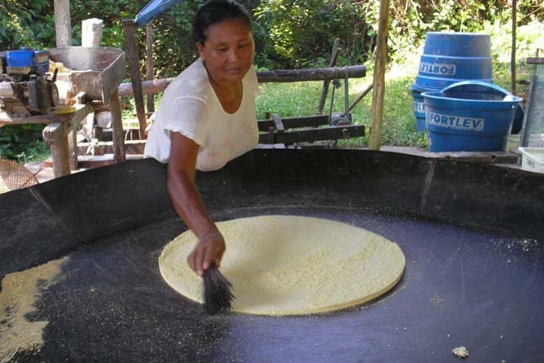 Desvende os mistérios da Floresta Amazônica com um passeio incrível de 12 horas!