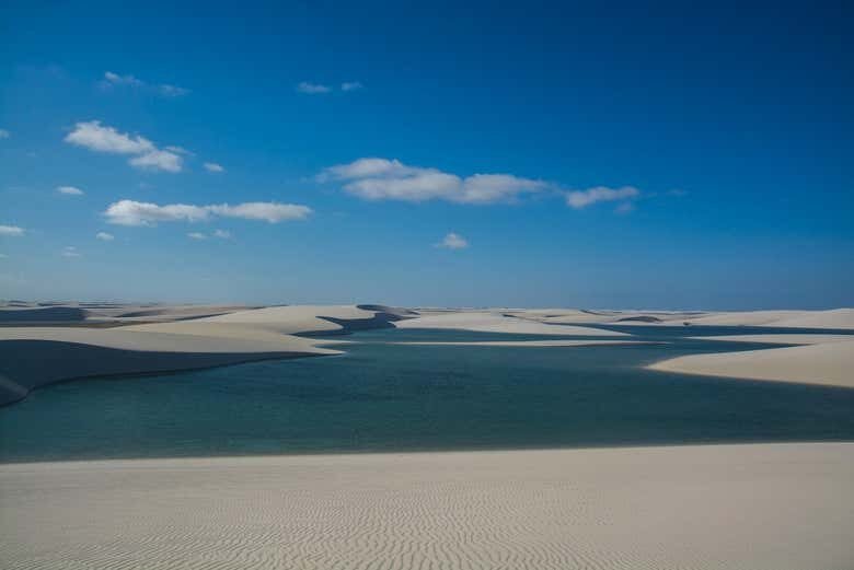 Trilha Inesquecível pelas Dunas e Lagoas Emendadas nos Lençóis Maranhenses!