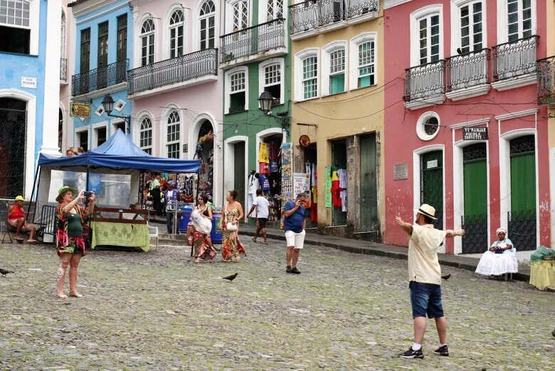 Delicie-se com os Sabores de Salvador: Um Tour Gastronômico Imperdível!