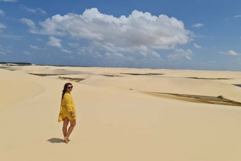 Explore as belezas dos Lençóis Maranhenses de quadriciclo em um tour privado incrível!