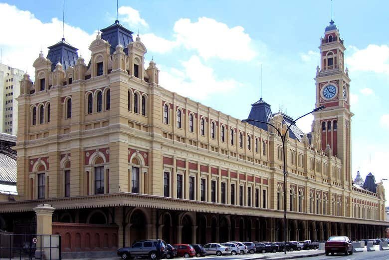 Tour Privado de Metrô por São Paulo: Descubra a Cidade de uma Nova Forma!