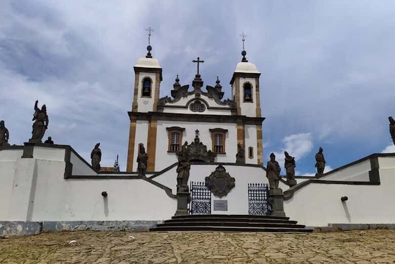 Experiência Única: Explore as Joias de Mariana e Congonhas em Ouro Preto!