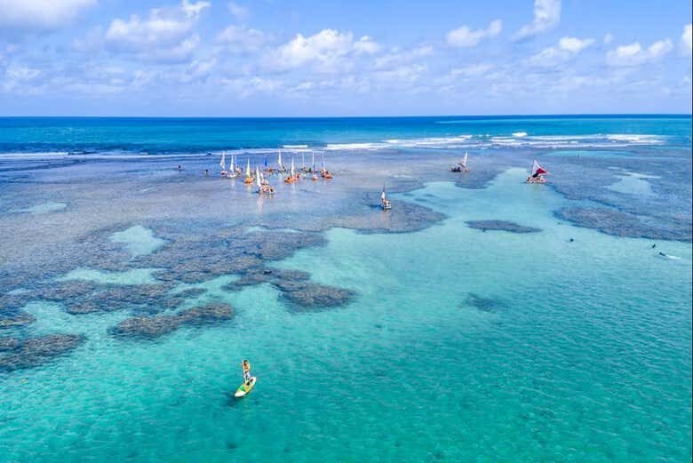 Excursão Incrível a Porto de Galinhas: Praias Paradisíacas em Pernambuco!