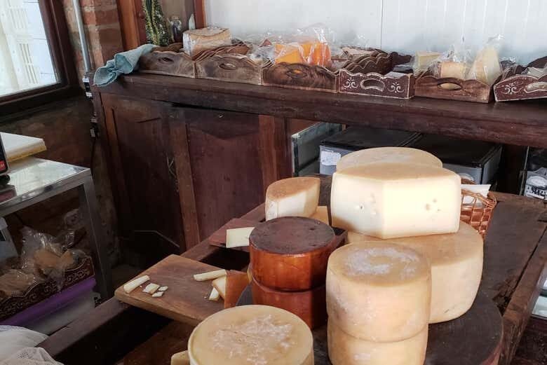 Explore o Interior Paulista: Monte Sião, Serra Negra, Amparo e Pedreira!