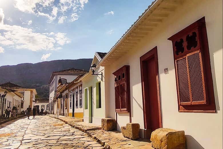 Excursão a Tiradentes com Passeio de Trem Maria Fumaça: Uma Jornada Histórica Inesquecível!