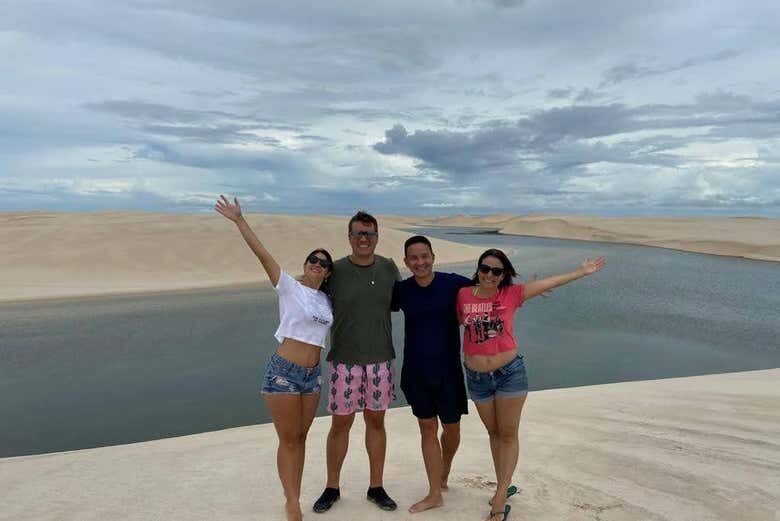 Aventuras de 4x4 nas Deslumbrantes Lagoas de Atins!