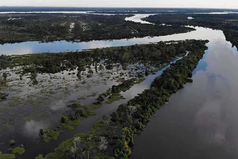 Aventuras Inesquecíveis na Ilha do Bananal e Parque do Cantão em 5 Dias!