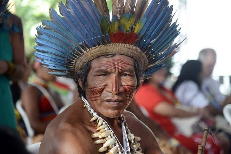 Excursão para a Autêntica Comunidade Indígena Tatuyo: Uma Imersão Cultural na Amazônia!