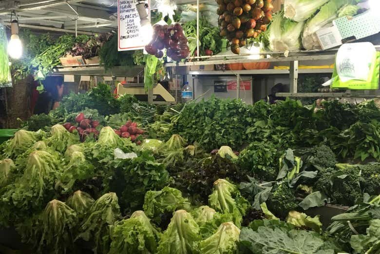 Descubra os Sabores de Brasília: Tour Privado pelos Mercados Tradicionais!