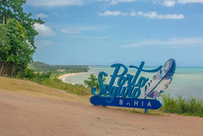 Explore o Centro Histórico de Porto Seguro!