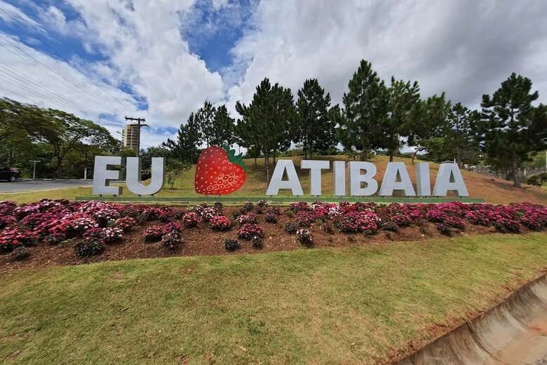 Explore As Maravilhas de Atibaia com Nosso Tour Incrível!