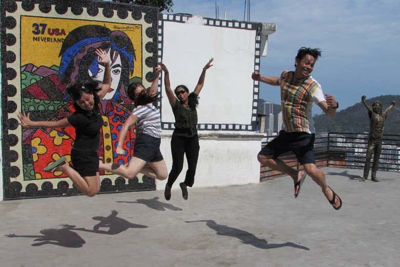 Explore a Favela Santa Marta e Descubra sua História e Relação com Michael Jackson!
