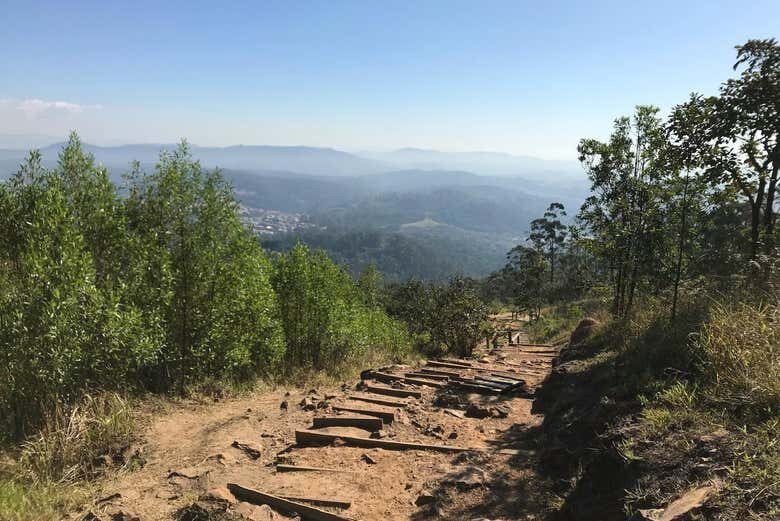 Trilha para o Pico do Jaraguá: Aventura no Ponto Mais Alto de São Paulo!