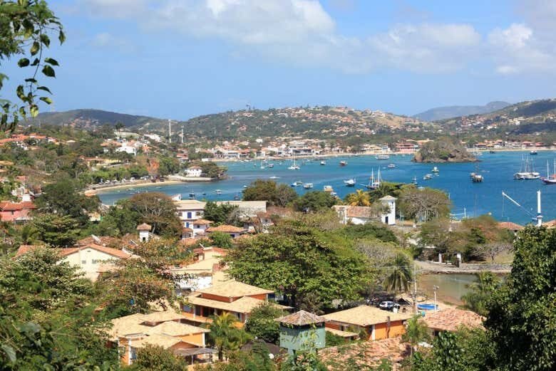 Traslado Confortável de Ilha Grande a Búzios: Relaxe Rumo à Beleza Costeira do RJ!