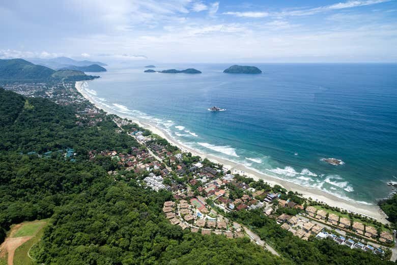 Explore o Paraíso Litoral no Tour pelas Praias de São Sebastião!