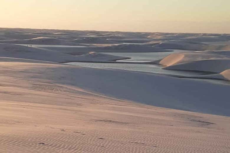 Trilha Encantadora pela Lagoa Bonita nos Lençóis Maranhenses!
