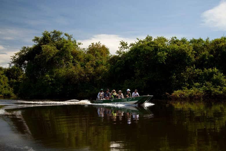 Exploração Encantadora na Ilha do Bananal e Parque do Cantão em 3 Dias!
