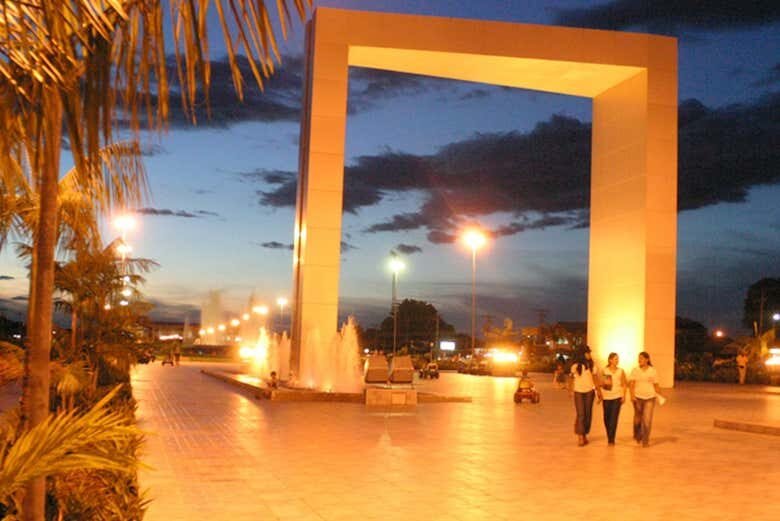 Descubra Boa Vista: Um Envolvente Tour Noturno pela Capital de Roraima!