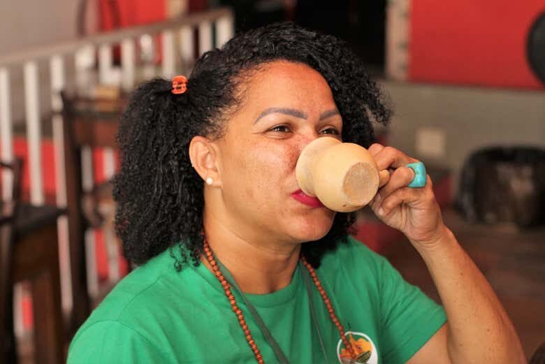 Delicie-se com os Sabores de Salvador: Um Tour Gastronômico Imperdível!