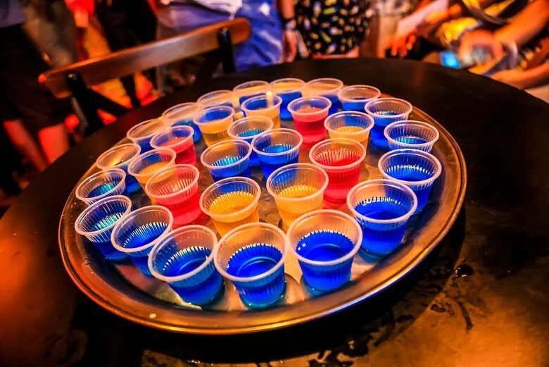 Pub Crawl em São Paulo: Uma Noite Inesquecível na Vila Madalena!