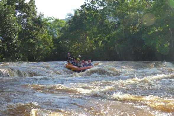 Aventure-se nas Águas do Rio Turvo: Rafting em Família no Meio da Natureza!