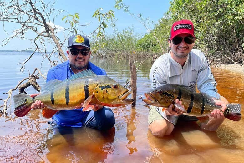 Pesca no Rio Negro: Aventura na Amazônia!