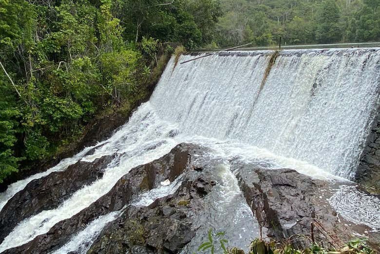 Trilha Pelas Praias de Jeribucaçu e Arruda + Cachoeira da Usina!