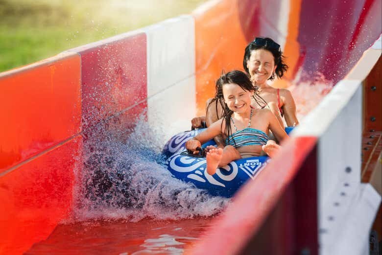 Excursão ao Parque Aquático Wet'n Wild - Diversão para Toda a Família!